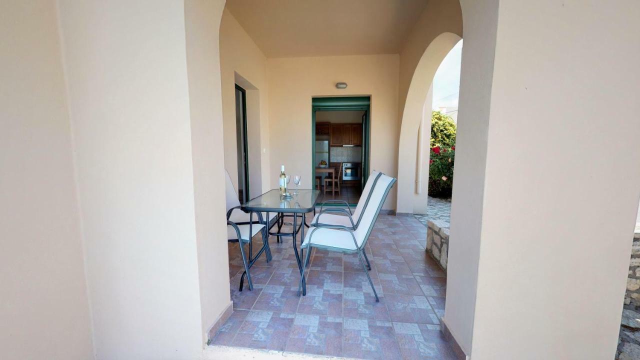 Villa Eleni Asprouliánoi Esterno foto